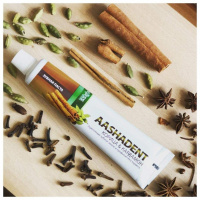AASHA HERBALS ЗУБНАЯ ПАСТА КОРИЦА И КАРДАМОН AASHADENT 100,0