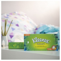 KLEENEX САЛФЕТКИ BALSAM В КОРОБКЕ N72